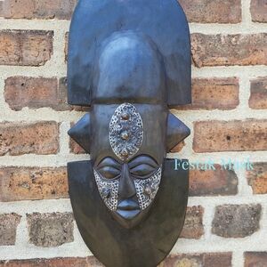 Festak Wall Mask
